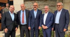 وفد فتح مع نائب دحلان
