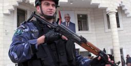 palestinian-authority-security-force-PASF-gaurds-a-government-building.jpg