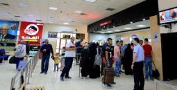 الاحتلال يمنع 9 مواطنين من السفر