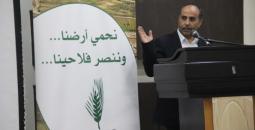 وزير الزراعة الفلسطيني رياض العطاري.jpg