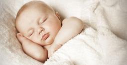 كثرة النوم عند الأطفال الرضع