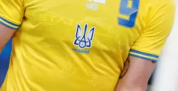 قميص-المنتخب-الأوكراني-الجديد-في-بطولة-اليورو-2020.webp