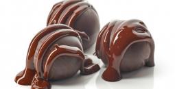 حلى الشوكولاتة الداكنة لمرضى السكر.jpg