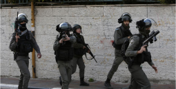الاحتلال يعتقل 5 فلسطينيين من الضفة
