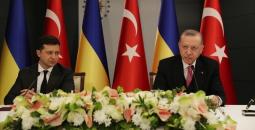 الرئيسان التركي (اليمين) والأوكراني (يسار)
