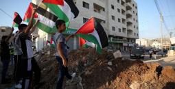 رفع العلم الفلسطين
