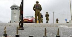 إغلاق قوات الاحتلال لأحد الحواجز العسكرية في الضفة الغربية.jpg
