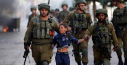 خلال اعتقال جنود الاحتلال لطفل فلسطيني - أرشيفية.jpg