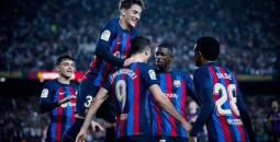 كم نقطة يحتاجها برشلونة لحسم لقب الدوري الإسباني؟