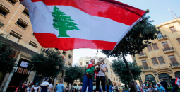 تظاهرة في لبنان.png