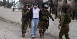 اعتقال مواطن فلسطيني من الضفة الغربية.jpg