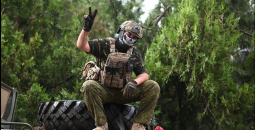 أحد مقاتلي قوات فاغنر في روستوف.png