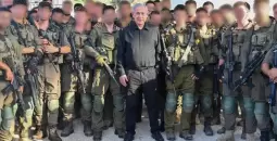 نتنياهو يزور جنوده في غلاف غزة - كما وردت من المصدر.webp