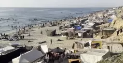 النازحون بدير البلح