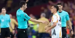 ثلاثي ريال مدريد مهدد بعقوبات قاسية بعد طرده في الكلاسيكو
