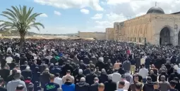 صلاة الجمعة في المسجد الأقصى