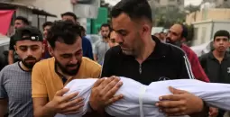 تشييع شهيد طفل قتلته قوات الاحتلال في غزة.webp