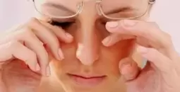 العناية بالعيون.webp
