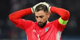 حارس مرمى مانشستر سيتي يتألم لغزة !