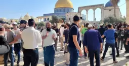 اقتحام سابق للأقصى قبالة قبة الصخرة.webp