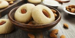 غريبة
