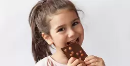 الأطفال والحلويات