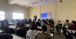 طلبة الجامعة الإسلامية
