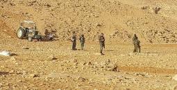 منع مواطن من حراثه أرضه