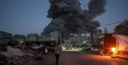 غارة جوية إسرائيلية على مدرسة دار الأرقم في حي التفاح بغزة - صورة أرشيفية