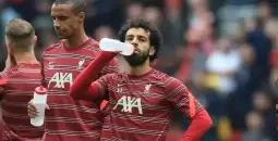 الدوري الإنجليزي يطبق بروتوكول إفطار اللاعبين في رمضان