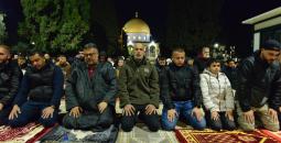 صلاتي العشاء والتراويح في المسجد الأقصى