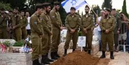 قتلى.