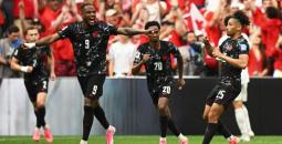 كندا تكتسح قطر في كأس العالم