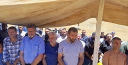 مع الوصول لمسجد طانا