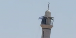 الاحتلال يرفع علمه فوق مئذنة مسجد بمخيم 