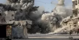قصف إسرائيلي سابق على غزة.webp