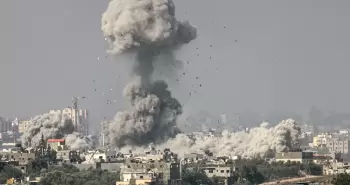 قصف وأحزمة نارية في غزة.webp