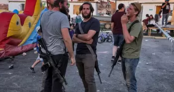 مستوطنون