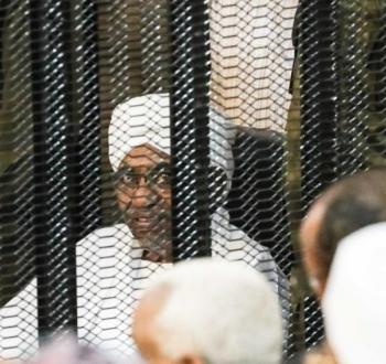 عمر البشير