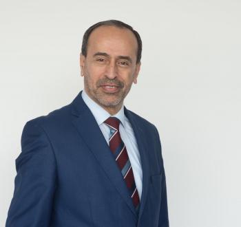 زاهر بيرواي رئيس اللجنة الدولية لكسر الحصار عن غزة.jpg