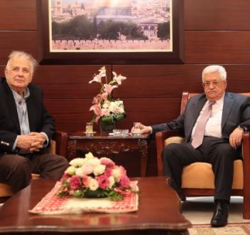 حنّا ناصر وعباس.jpg