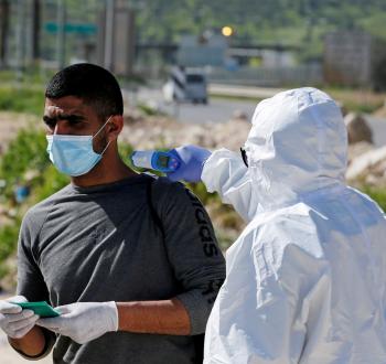 2020-03-26T145517Z_966950049_RC2QRF9FY5U4_RTRMADP_3_HEALTH-CORONAVIRUS-ISRAEL-PALESTINIANS.jpg