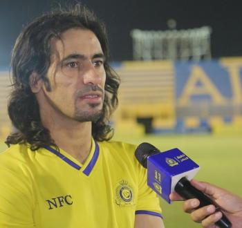 حسين عبد الغني قائد نادي النصر.jpg