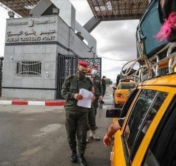 معبر رفح.jpeg