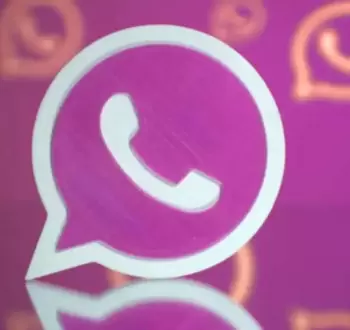 WhatsApp Pink.webp