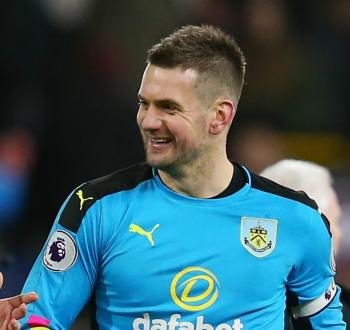 hd-tom-heaton-burnley_127feujjtfpdx1rro4mapzftig.jpg
