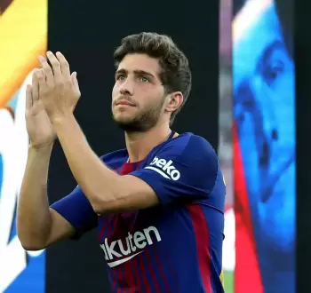 برشلونة يحسم مصير روبرتو