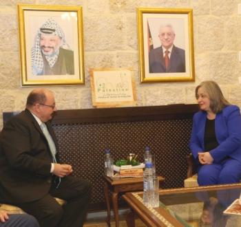 معايعة.jpg