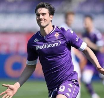 Dusan-Vlahovic-Fiorentina-scaled-e1620397985419-1280x720-1.jpg