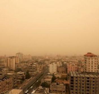جو خماسيني حار مغبر